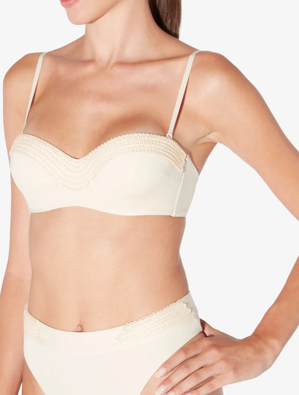 La Perla Bandeau Bikini Top In Champagne With Beading< Bikinis