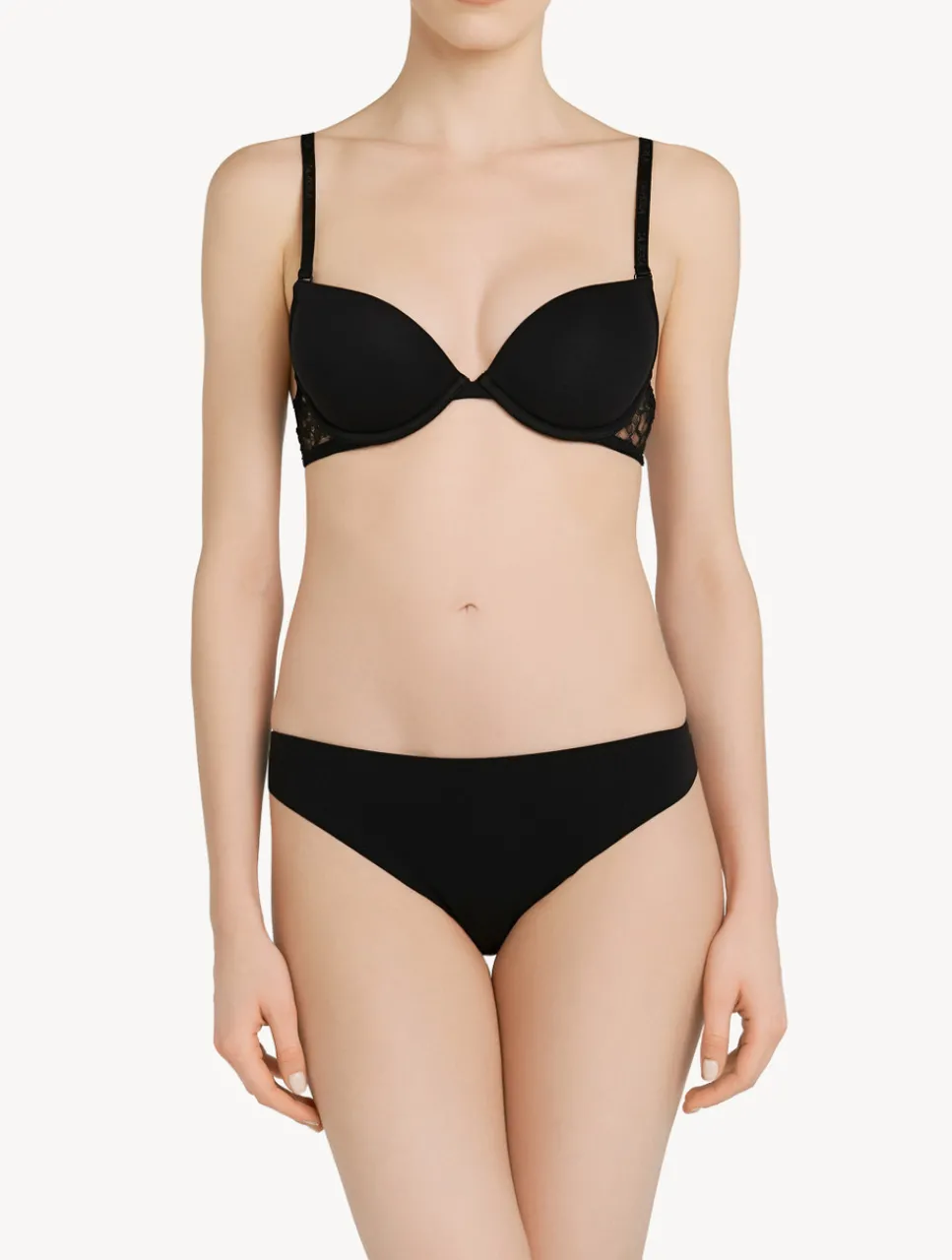 La Perla Brazilian Brief With Chantilly Lace< Brazilian|Shapewear