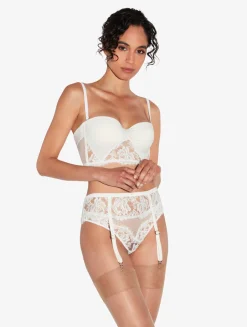 La Perla Suspender Belt In Off With Cotton Leavers Lace< Garter Belts