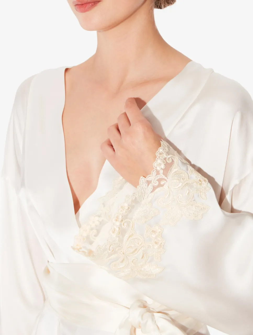 La Perla Long Silk Robe With Ivory Frastaglio< Robes|Silk Sleepwear