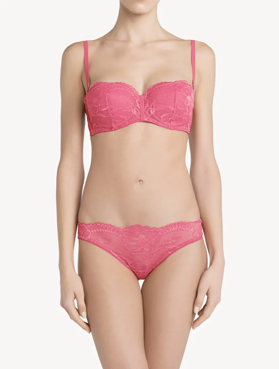 La Perla Wild Orchid Lace Brazilian Briefs< Brazilian